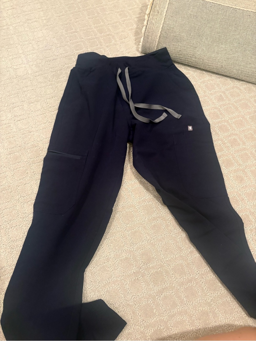Figs navy scrub pants